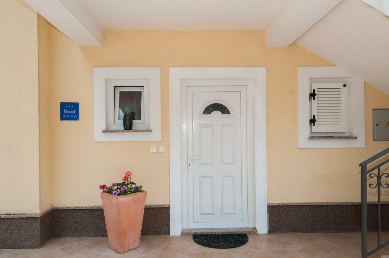 Apartament Dragica Lovran Zewnętrze zdjęcie